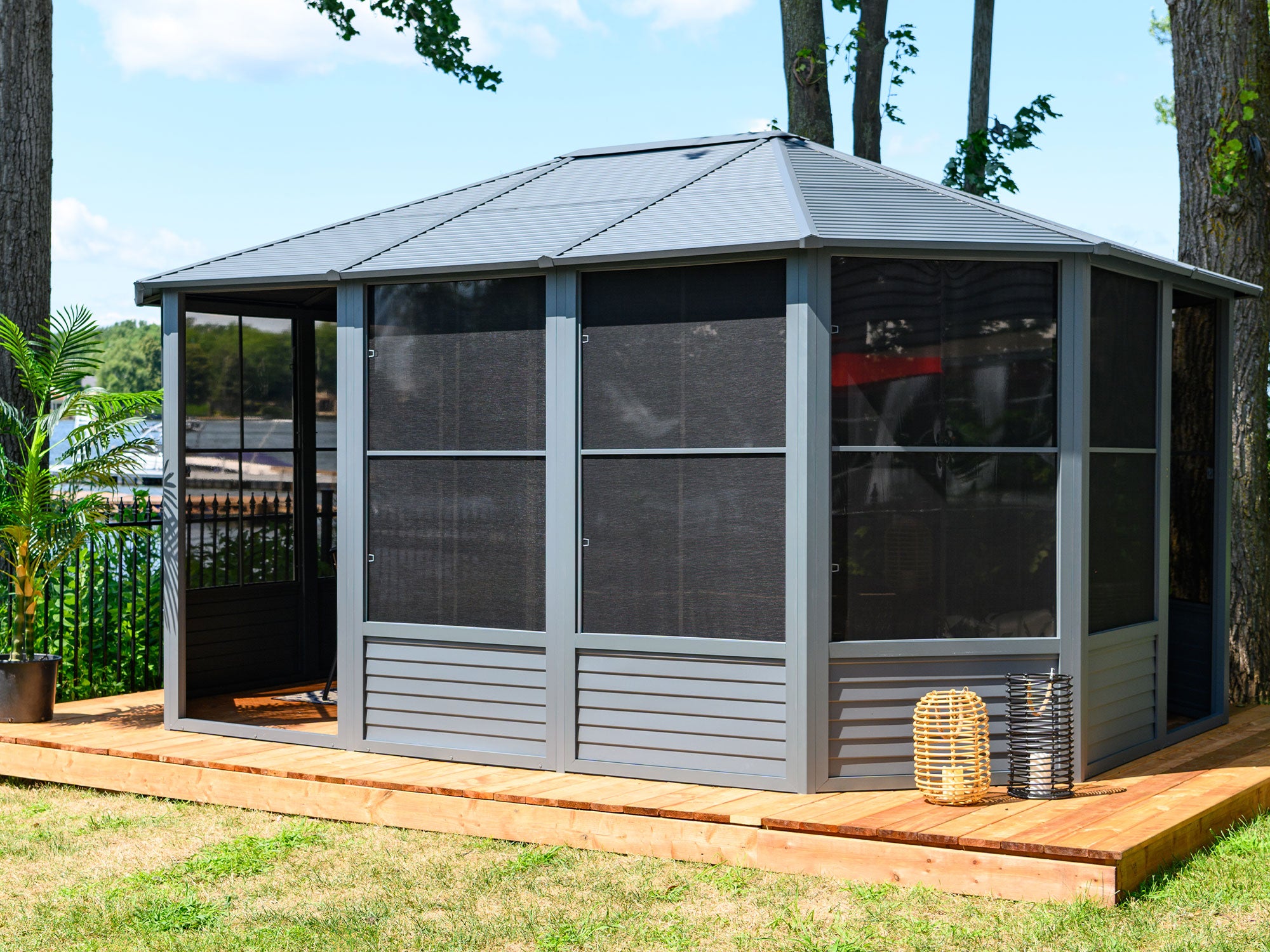 Gazebo Penguin Florence Solarium Metal Roof